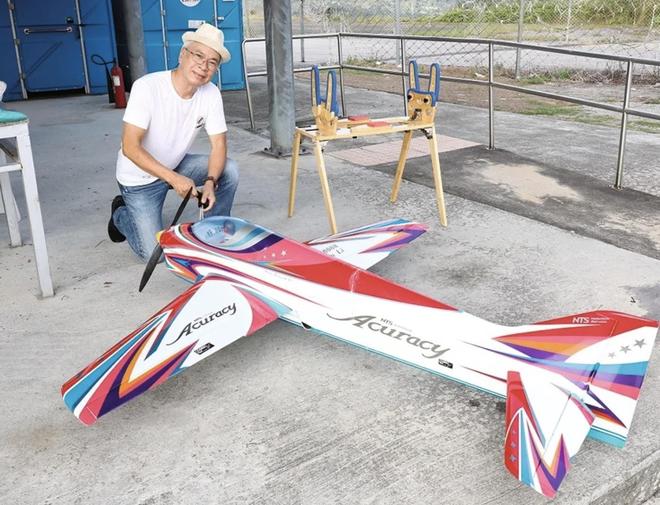 不再隐瞒！与小36岁未婚妻分手12天，75岁港星曝曾和女方一起被捕__不再隐瞒！与小36岁未婚妻分手12天，75岁港星曝曾和女方一起被捕