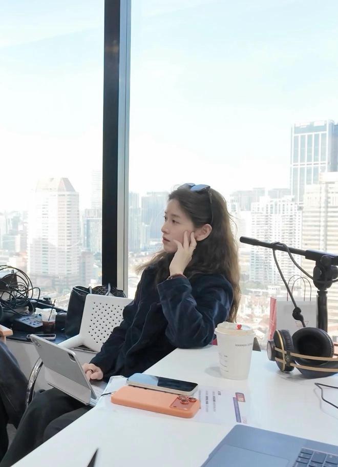 章泽天素颜照片曝光_章泽天跳舞旧照曝光_