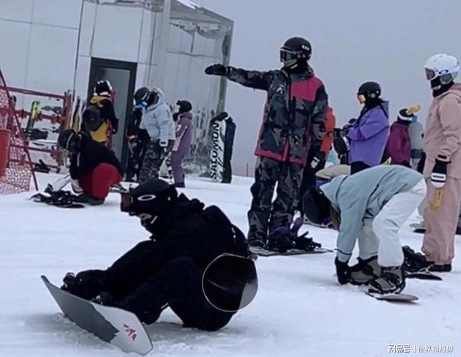 _贾玲滑滑梯是哪一期_贾玲滑楼梯是哪个综艺