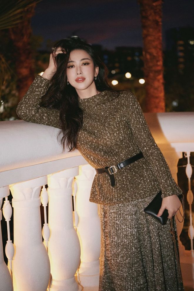 _朱珠美上热搜的老钱风穿搭，太值得借鉴了！_朱珠美上热搜的老钱风穿搭，太值得借鉴了！