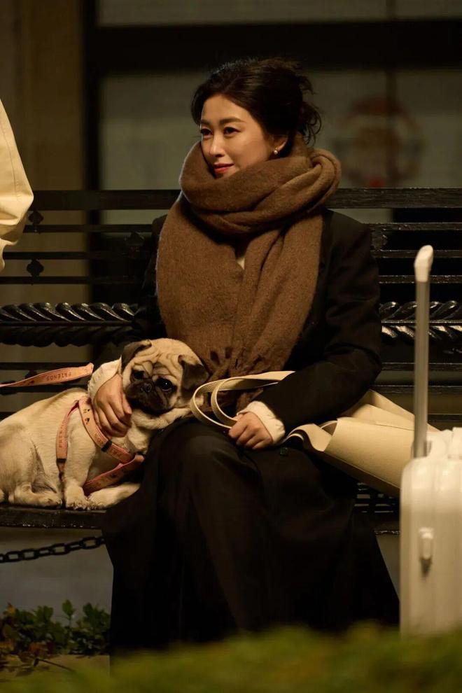 朱珠美上热搜的老钱风穿搭，太值得借鉴了！_朱珠美上热搜的老钱风穿搭，太值得借鉴了！_