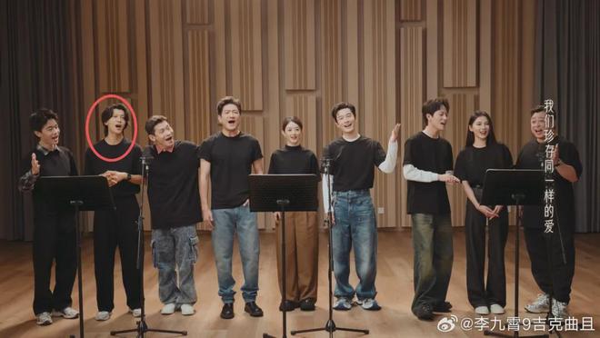 《小城大事》主演爆雷！校园霸凌致女生精神分裂，网友要求回应__《小城大事》主演爆雷！校园霸凌致女生精神分裂，网友要求回应