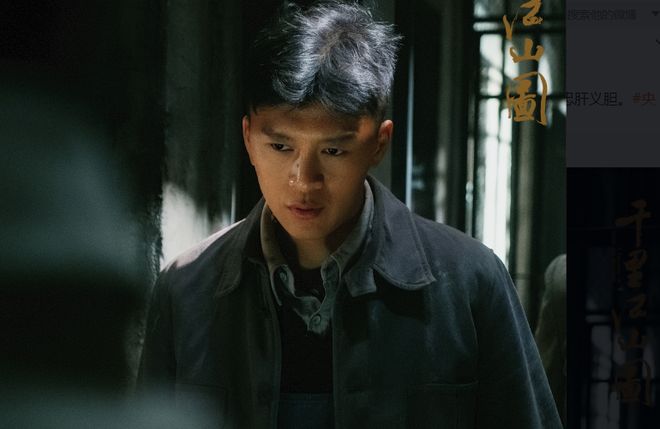 《小城大事》主演爆雷！校园霸凌致女生精神分裂，网友要求回应_《小城大事》主演爆雷！校园霸凌致女生精神分裂，网友要求回应_