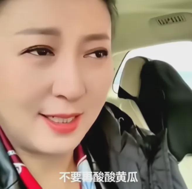 赵本山还是没叫醒闫学晶，儿子被举报涉高考移民，本人辽晚遭抵制_赵本山还是没叫醒闫学晶，儿子被举报涉高考移民，本人辽晚遭抵制_