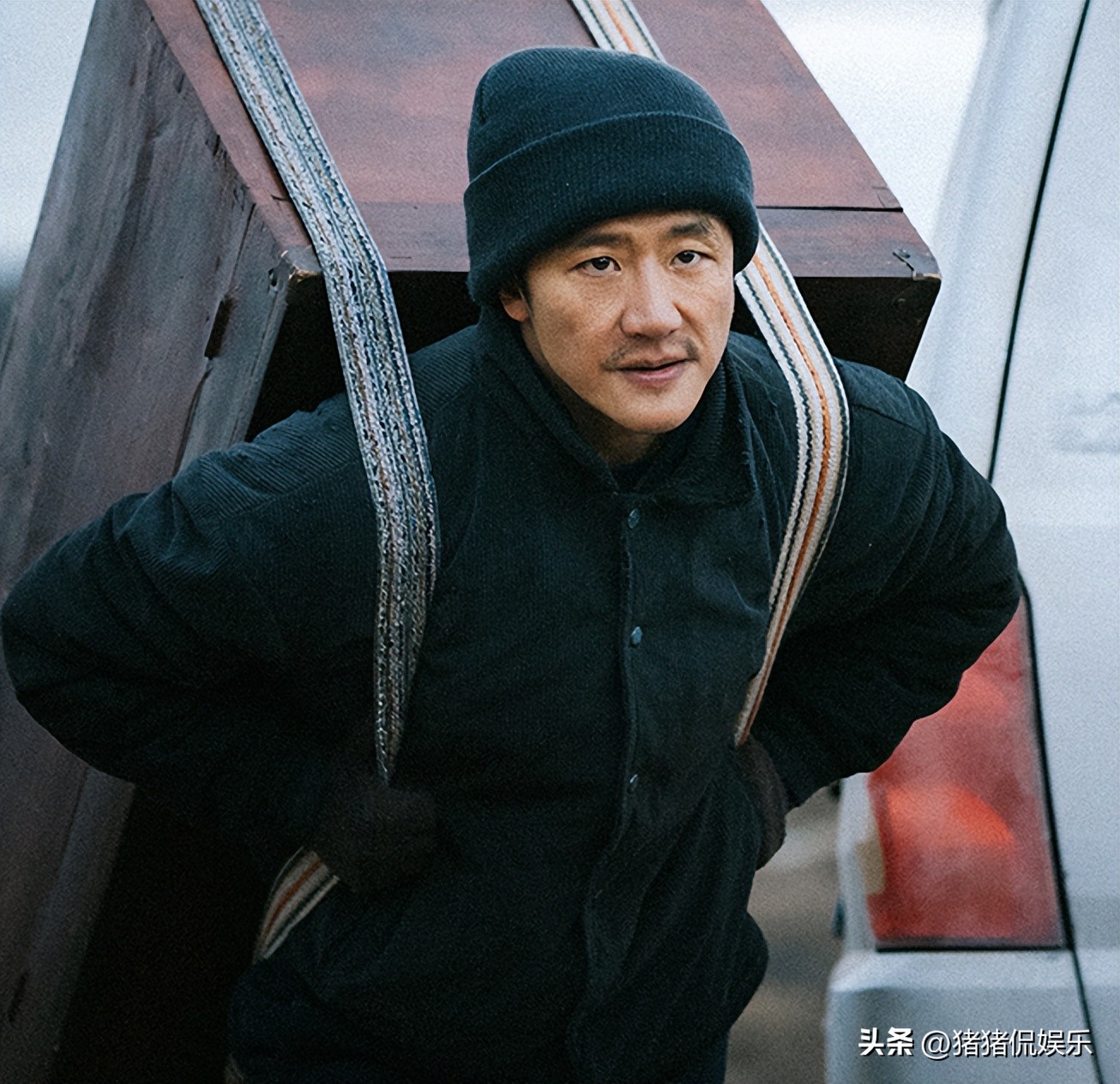 _悬疑剧开播_今晚足球世界杯开播时间