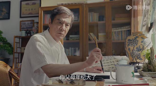 《小城大事》秋萍爸妈喜感戏份圈粉！老戏骨演活别扭的中国式夫妻__《小城大事》秋萍爸妈喜感戏份圈粉！老戏骨演活别扭的中国式夫妻