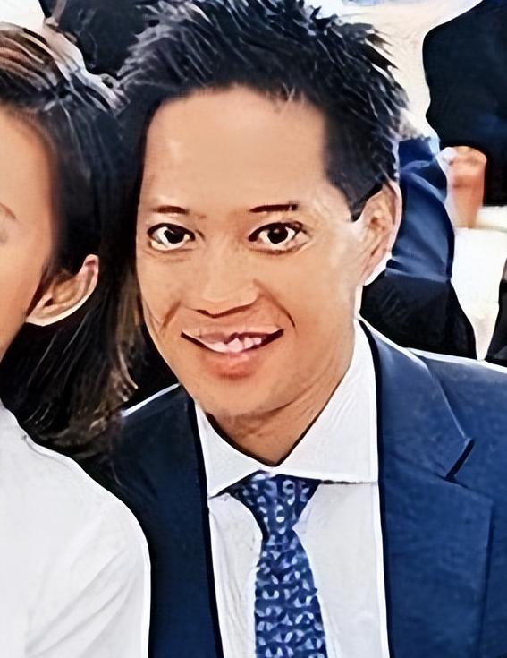 16岁已是人间尤物！4年换20个男人，找到老实人接盘后收心做人妻__16岁已是人间尤物！4年换20个男人，找到老实人接盘后收心做人妻