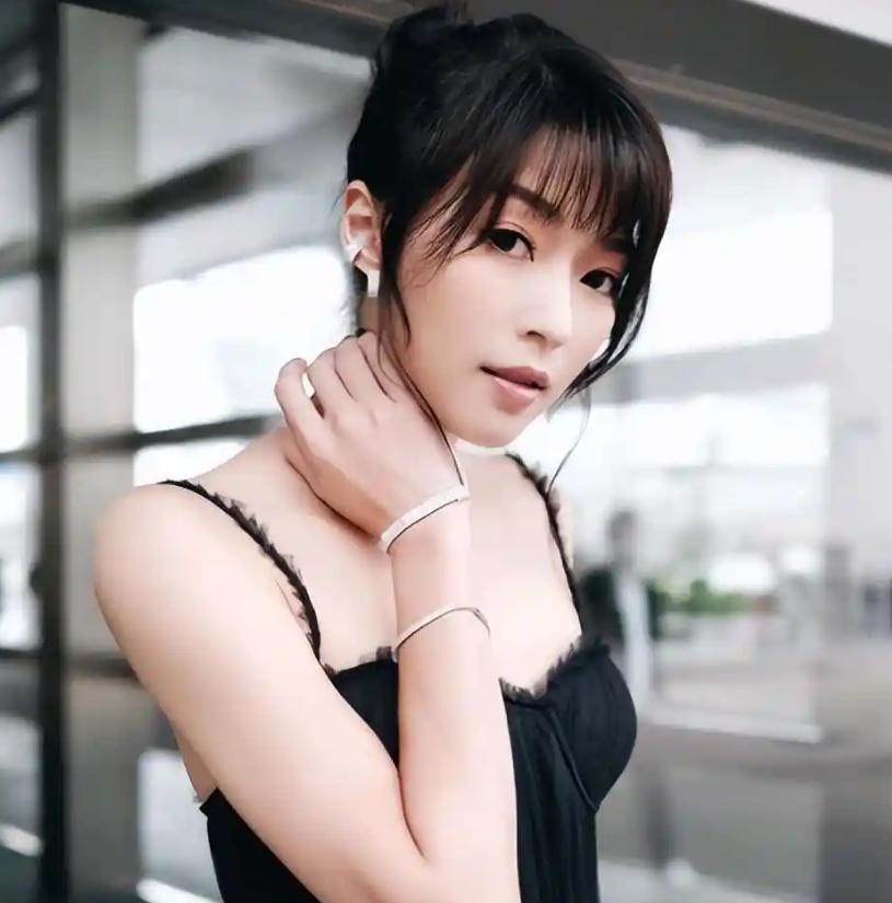 _16岁已是人间尤物！4年换20个男人，找到老实人接盘后收心做人妻_16岁已是人间尤物！4年换20个男人，找到老实人接盘后收心做人妻