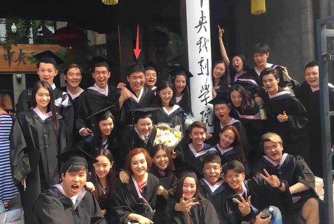 儿子陪我照孕妇照_田亮儿子正面照曝光_