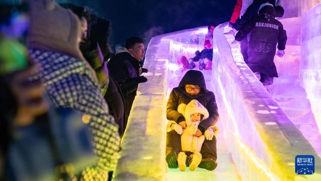 呼和浩特冰雪运动__呼和浩特冰雪乐园项目