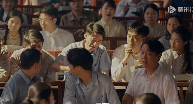 _全程眼神空洞，拿腔作势，一人连累整部剧?《小城大事》还能追吗_全程眼神空洞，拿腔作势，一人连累整部剧?《小城大事》还能追吗