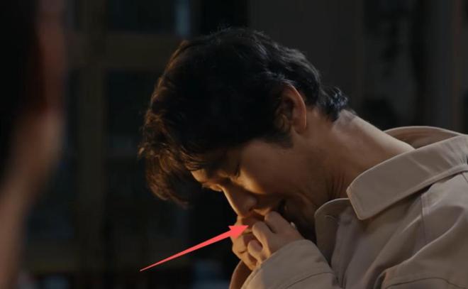 全程眼神空洞，拿腔作势，一人连累整部剧?《小城大事》还能追吗__全程眼神空洞，拿腔作势，一人连累整部剧?《小城大事》还能追吗