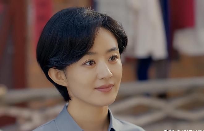 全程眼神空洞，拿腔作势，一人连累整部剧?《小城大事》还能追吗_全程眼神空洞，拿腔作势，一人连累整部剧?《小城大事》还能追吗_