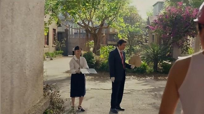 全程眼神空洞，拿腔作势，一人连累整部剧?《小城大事》还能追吗_全程眼神空洞，拿腔作势，一人连累整部剧?《小城大事》还能追吗_