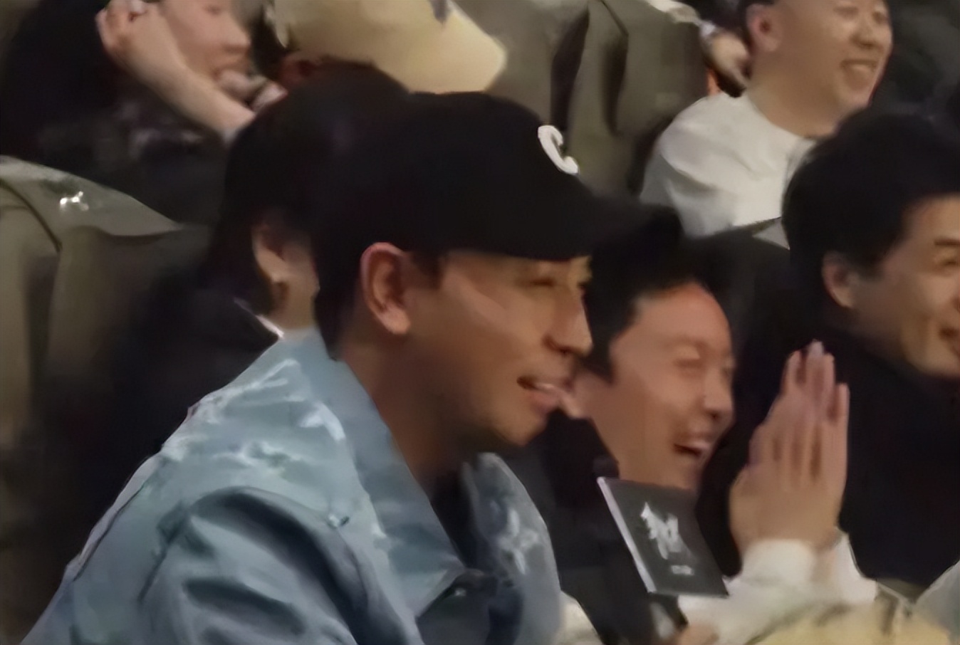 释小龙父亲身价_释小龙的爸爸名字_