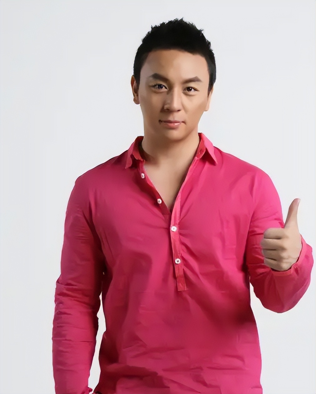 _释小龙的爸爸名字_释小龙父亲身价