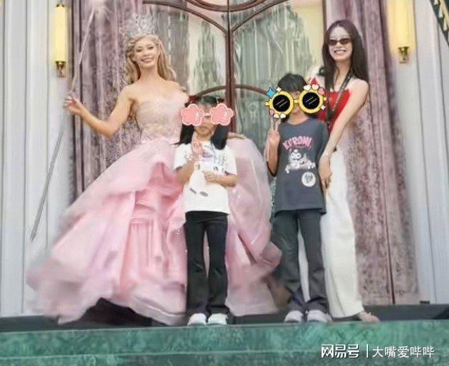 _陈赫去国外度假，俩女儿一个像爸一个像妈，41岁张子萱嘟嘴卖萌_陈赫去国外度假，俩女儿一个像爸一个像妈，41岁张子萱嘟嘴卖萌