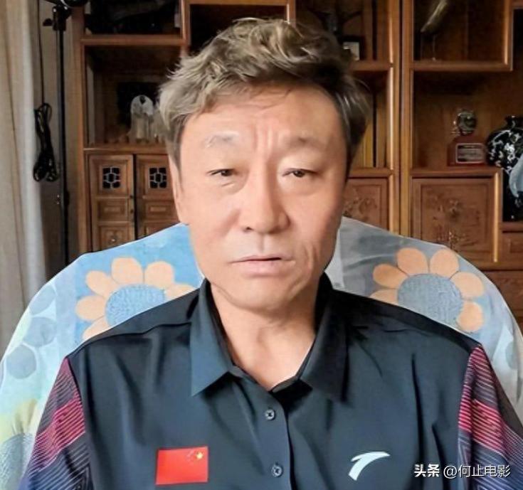 高峰心碎了!狠心抛弃20年的亲儿子,如今却成母亲那英最大的骄傲