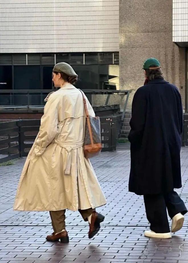 春天穿外套_春天外套穿几天洗一次_