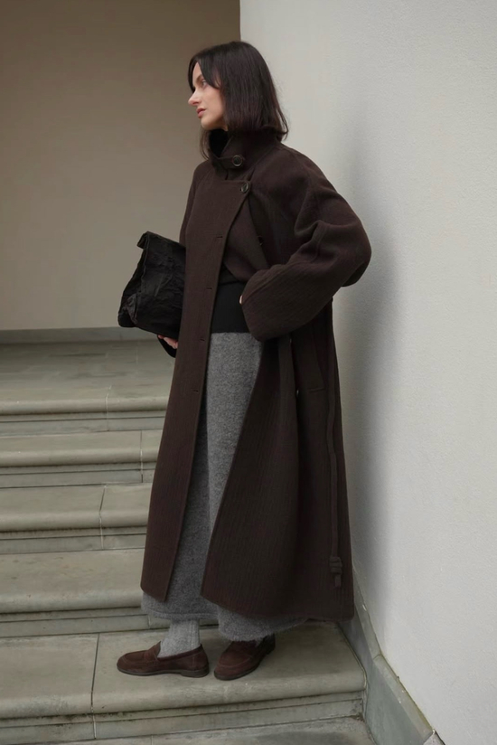 _“生人勿近”高级感的漏斗领既能凹造型还兼顾保暖_“生人勿近”高级感的漏斗领既能凹造型还兼顾保暖