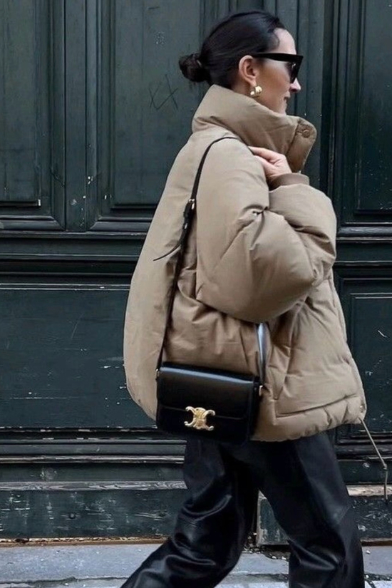 “生人勿近”高级感的漏斗领既能凹造型还兼顾保暖_“生人勿近”高级感的漏斗领既能凹造型还兼顾保暖_