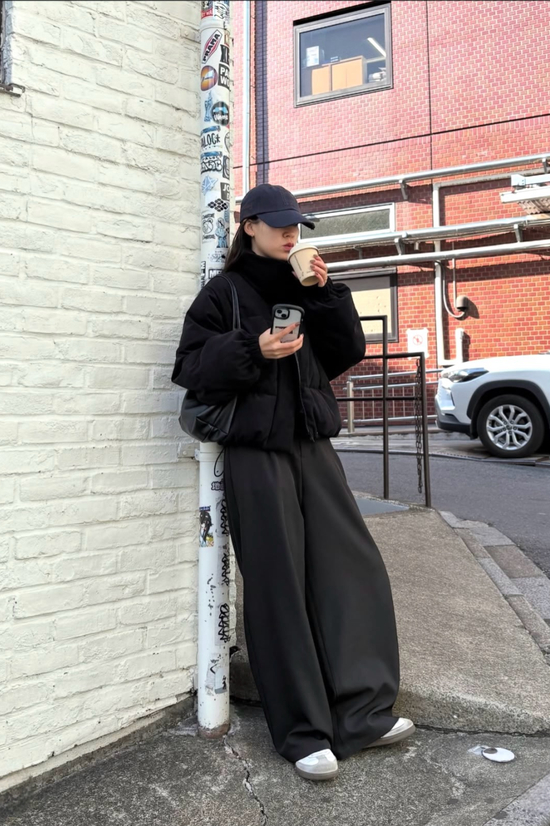 _“生人勿近”高级感的漏斗领既能凹造型还兼顾保暖_“生人勿近”高级感的漏斗领既能凹造型还兼顾保暖