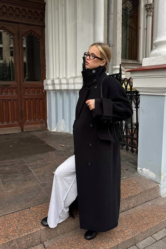 “生人勿近”高级感的漏斗领既能凹造型还兼顾保暖_“生人勿近”高级感的漏斗领既能凹造型还兼顾保暖_