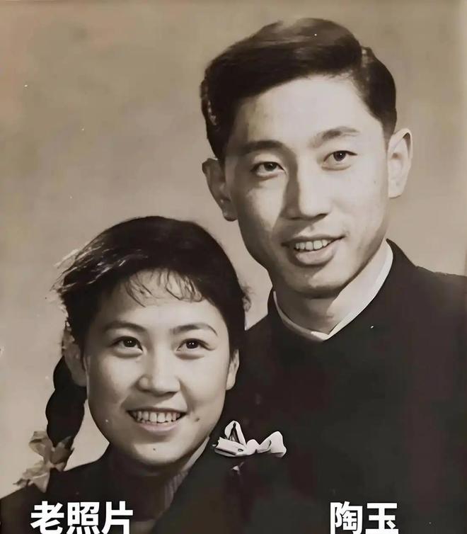 丧夫by__丧夫的明星