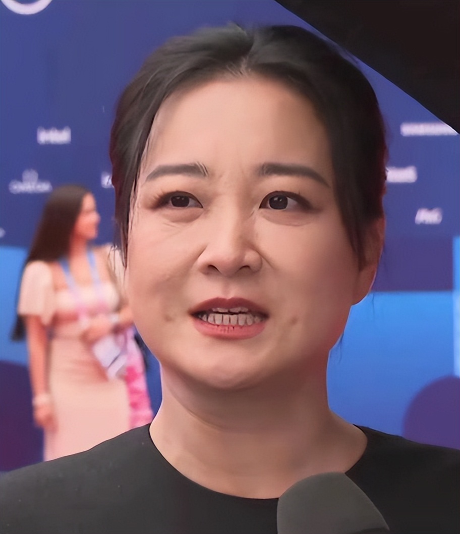 春晚胖子唱的歌_春晚胖子小品演员_