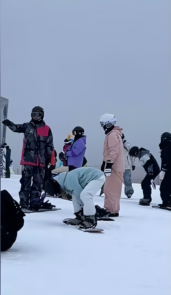 _春晚胖子小品演员_春晚胖子唱的歌