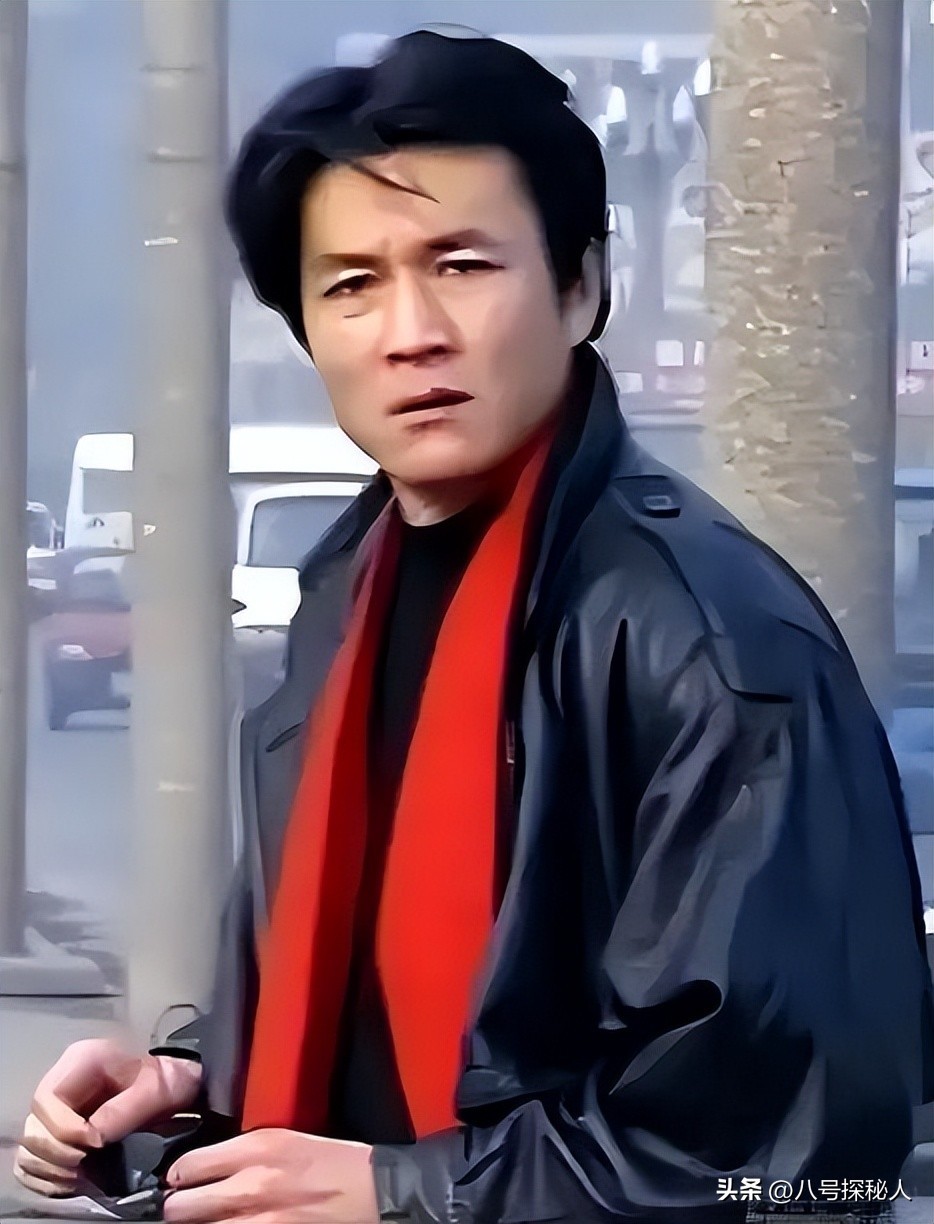 原来他早已去世，15岁演戏44岁走红，47岁患癌离世，哥哥是熟面孔_原来他早已去世，15岁演戏44岁走红，47岁患癌离世，哥哥是熟面孔_
