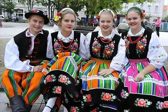 _亡国灭种，断子绝孙？欧洲反华先锋立陶宛，正在从地图上消失_亡国灭种，断子绝孙？欧洲反华先锋立陶宛，正在从地图上消失