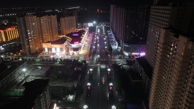 河南确山：醉美不夜城 灯火映星明