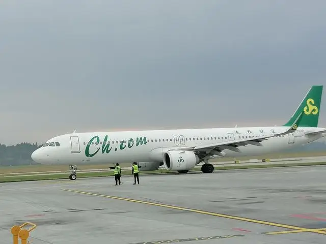 成都多条国内国际航线加密 春节假期出游更加“丝滑”__成都多条国内国际航线加密 春节假期出游更加“丝滑”