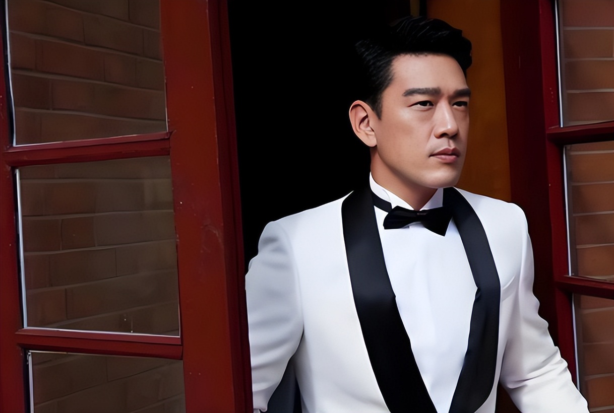 这个“霸总”活该火！__这个“霸总”活该火！