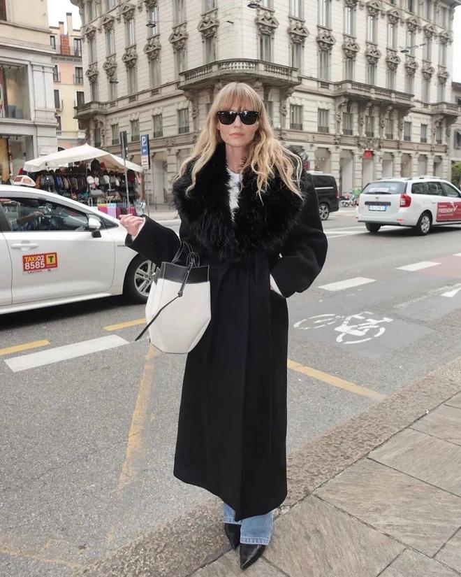 _冬装羽绒服搭配_款冬季羽绒服