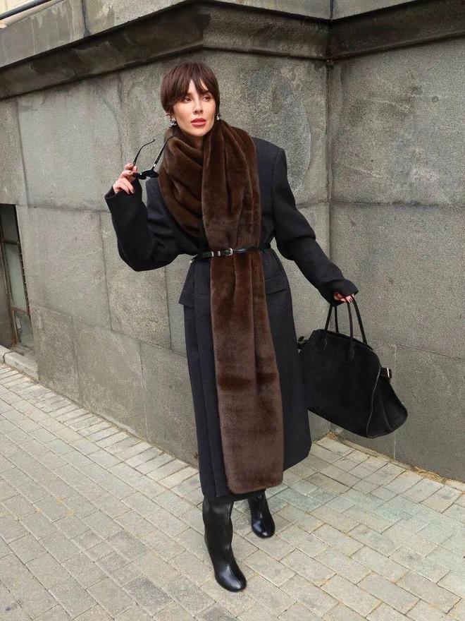 冬装羽绒服搭配_款冬季羽绒服_