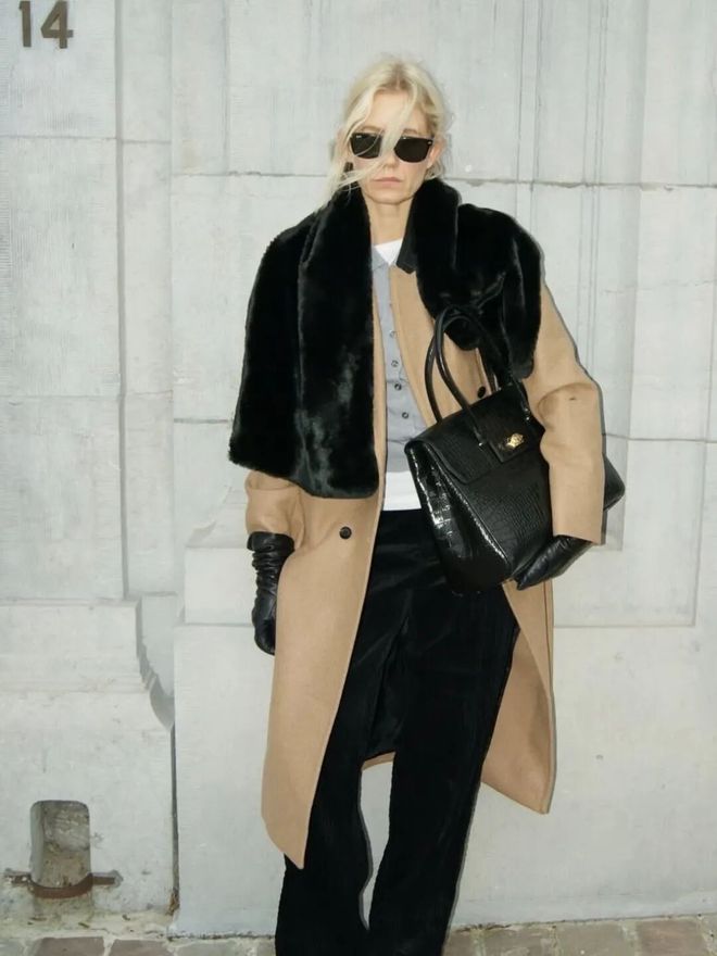 款冬季羽绒服__冬装羽绒服搭配