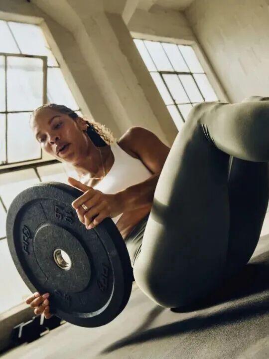 _胸和背是对抗肌没人_练背避免大圆肌发力