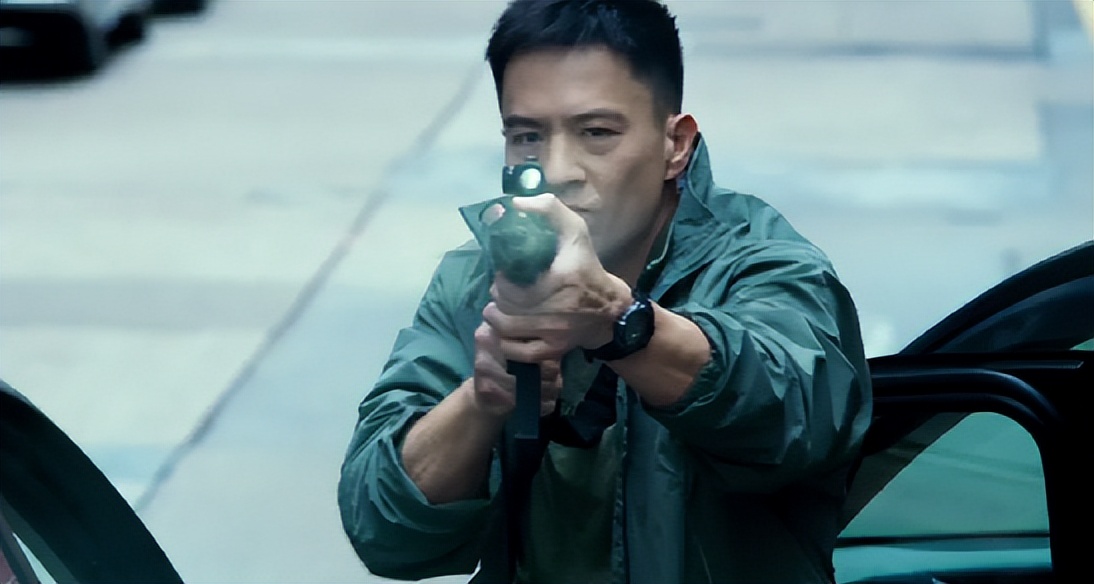 刘德华吴彦祖主演电影__刘德华看吴彦祖眼神