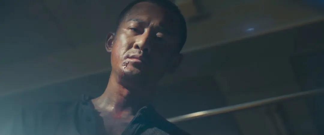 刘德华吴彦祖主演电影__刘德华看吴彦祖眼神