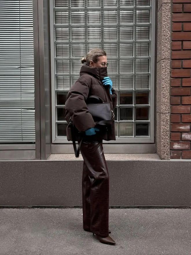 _羽绒裤腿太宽了怎么办_羽绒裤宽松一点好还是紧一点好