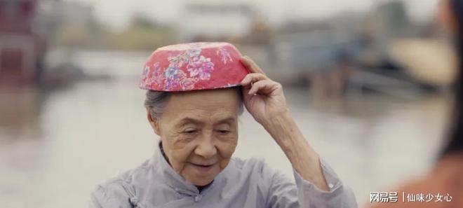 赵丽颖获群演大赞_赵丽颖大爆的剧_