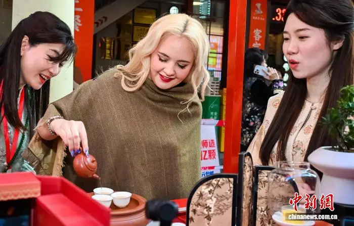 “广东年味 世界共享”——请到广东过大年新春活动启幕__“广东年味 世界共享”——请到广东过大年新春活动启幕