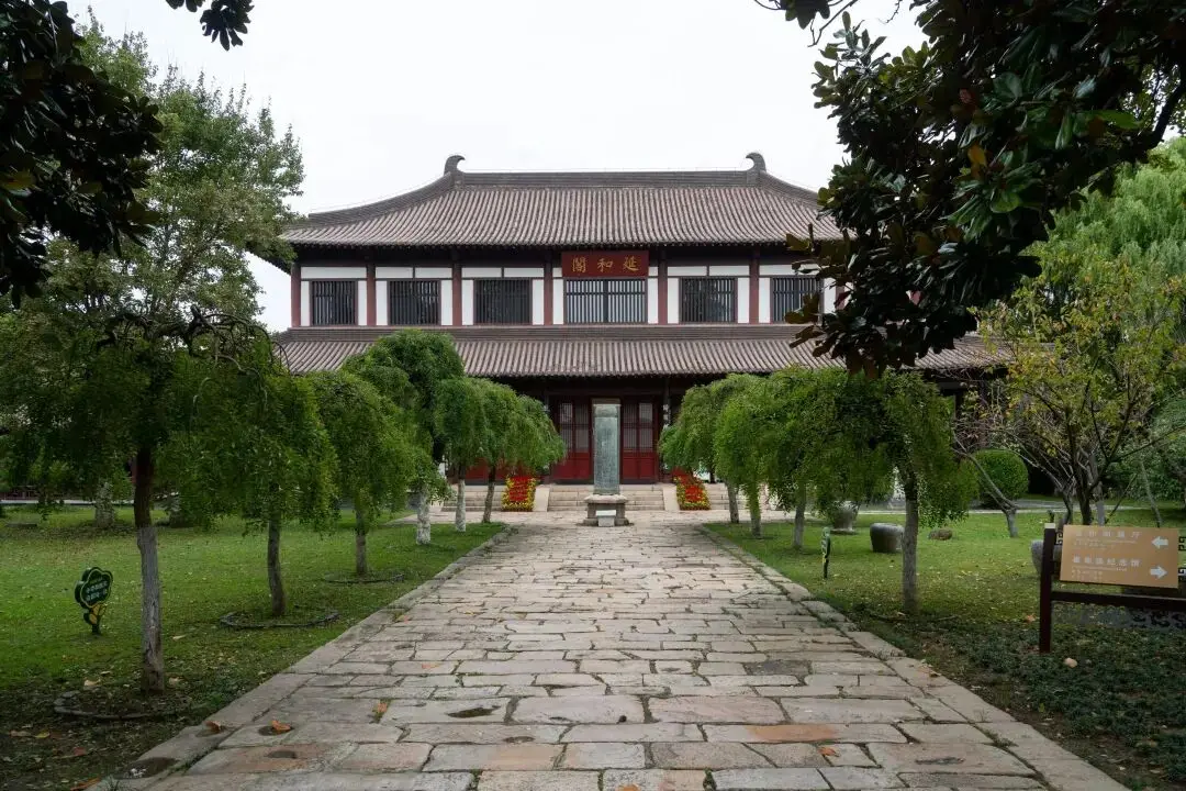 _扬州暖山房地产开发有限公司_扬州暖山别墅值得买吗