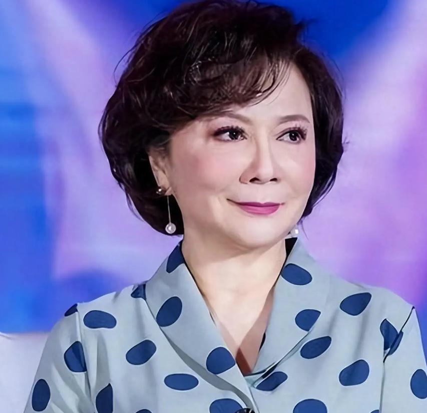 _2020年春晚蔡明潘长江缺席_春晚潘长江蔡明小品全集