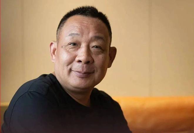 官方再次“点名”胖东来，释放两个特殊信号，社会风向彻底变了__官方再次“点名”胖东来，释放两个特殊信号，社会风向彻底变了