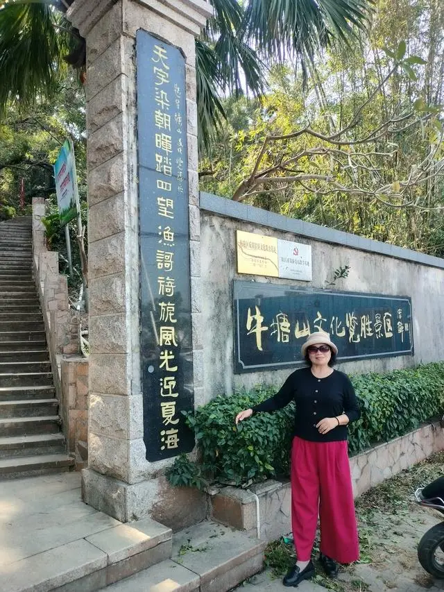 上海的海奉贤碧海金沙海滩_崖下求生/碧海逃生_