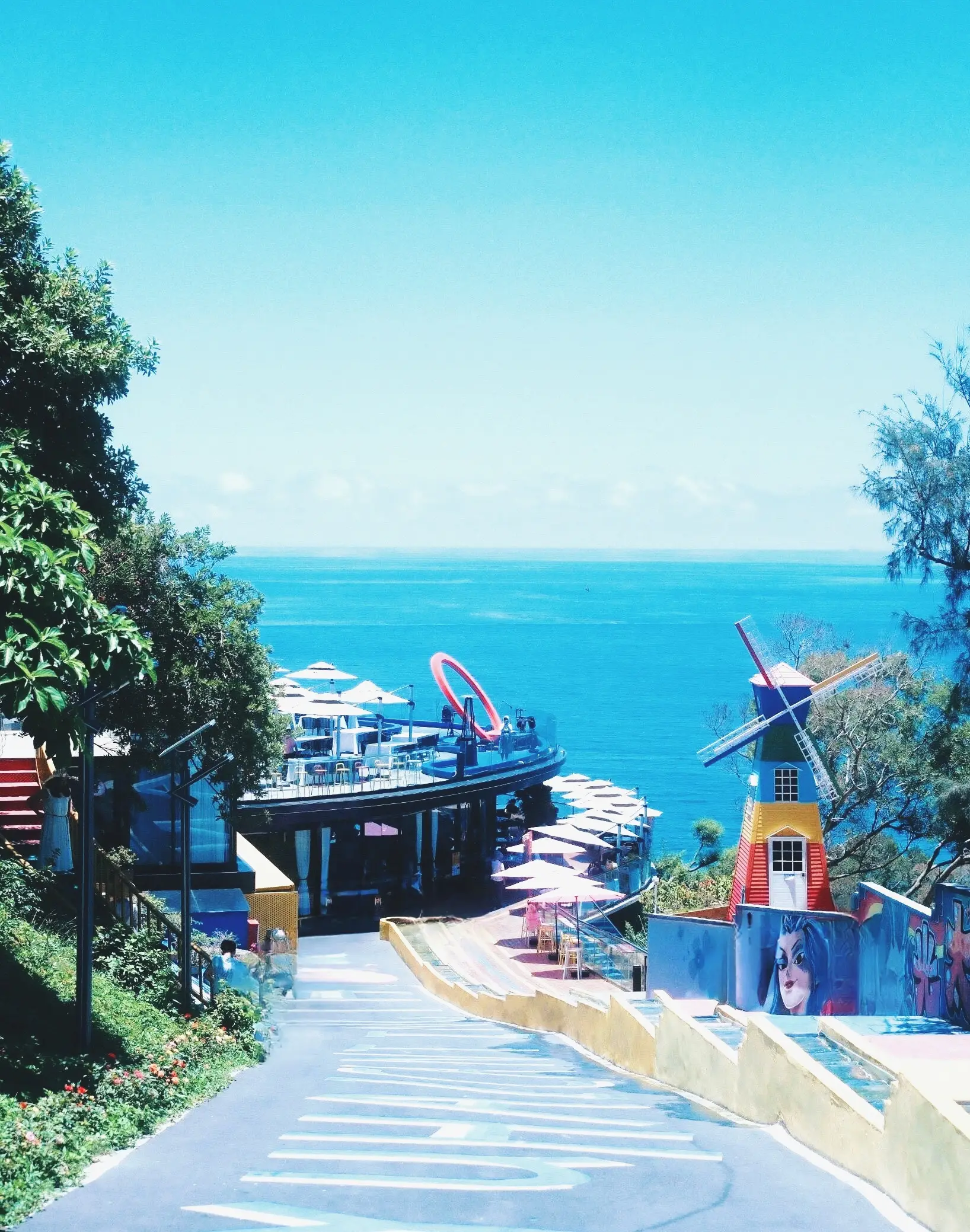 崖下求生/碧海逃生__上海的海奉贤碧海金沙海滩