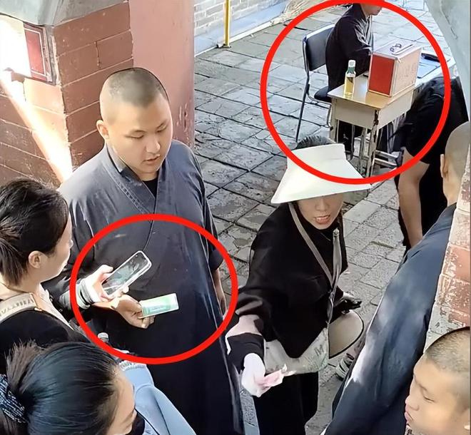 乱成一锅粥！释永信风波扯出多位女星，比王林“床上开光”还恶心_乱成一锅粥！释永信风波扯出多位女星，比王林“床上开光”还恶心_